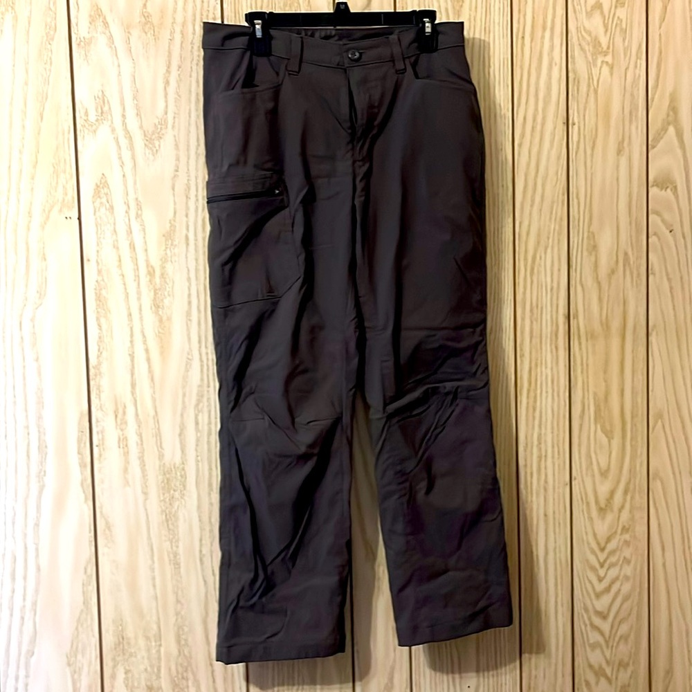 Men’s Eddie Bauer fleece lined grey pants